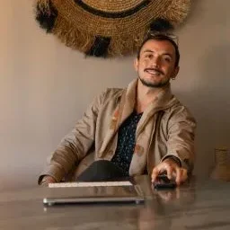 Vincent Carvin - Expert Social Media et Influence